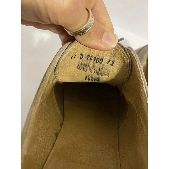 Frye Men’s Leather Dress Shoes Derby Sz 11 D Gray Beige  Distressed Capped Toe - Picture 6 of 13